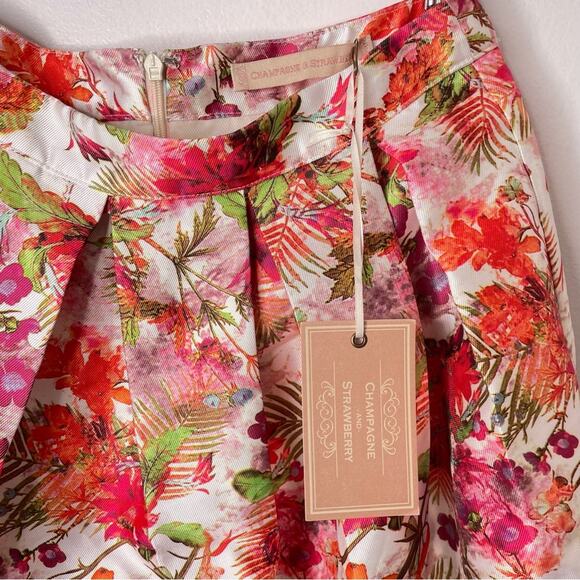 Champagne & Strawberries | Floral Skirt A Line Small Orange Flared - Picture 4 of 7